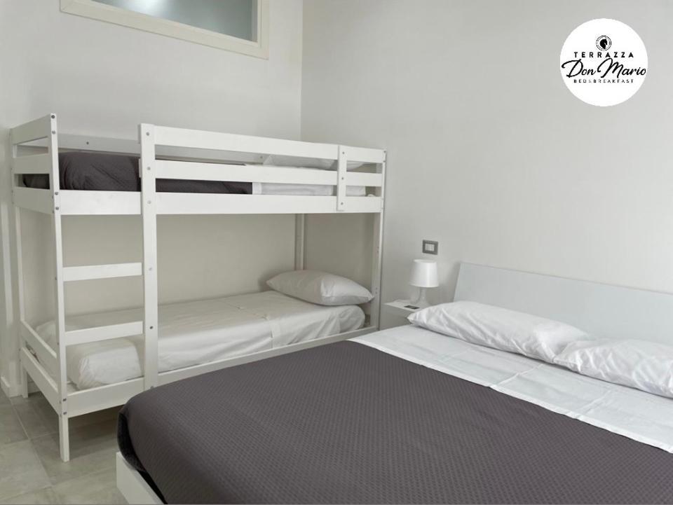 Terrazza Don Mario Bed&Breakfast Pozzuoli Exterior foto